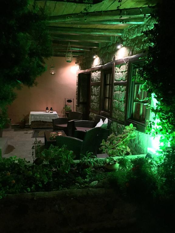 Varosi Guesthouse Edessa Bagian luar foto