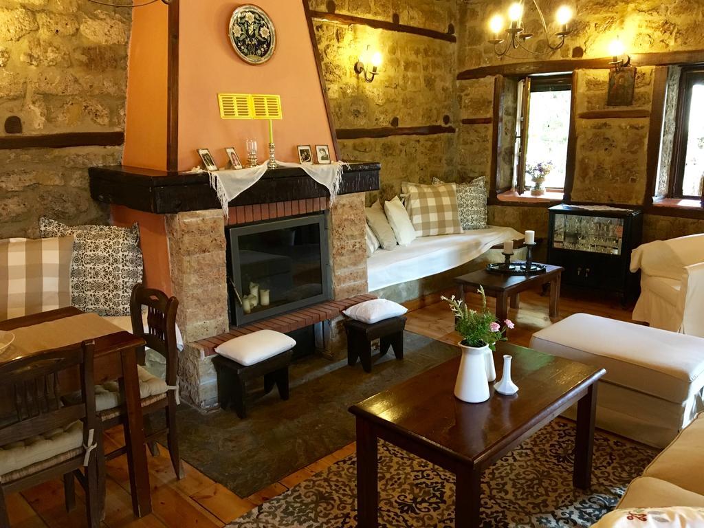 Varosi Guesthouse Edessa Bagian luar foto