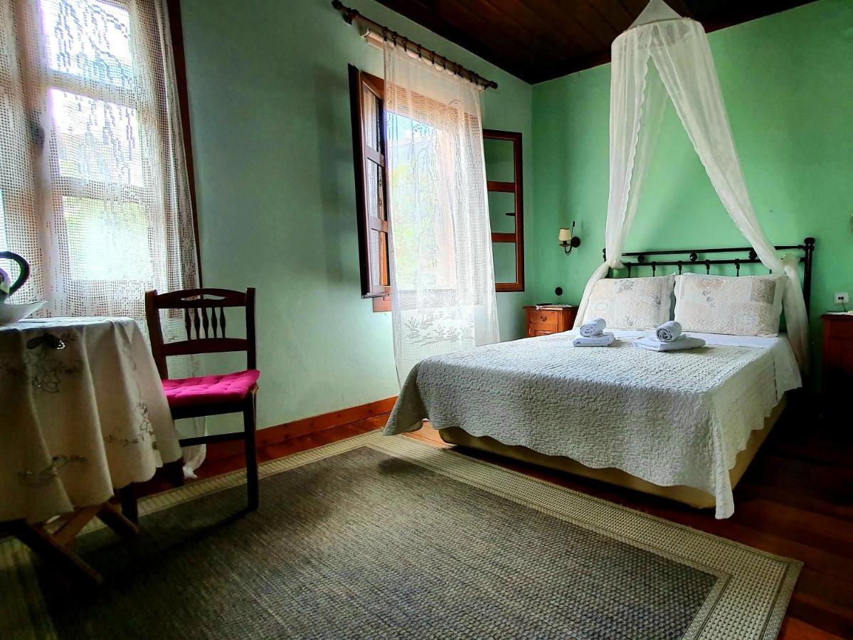Varosi Guesthouse Edessa Bagian luar foto