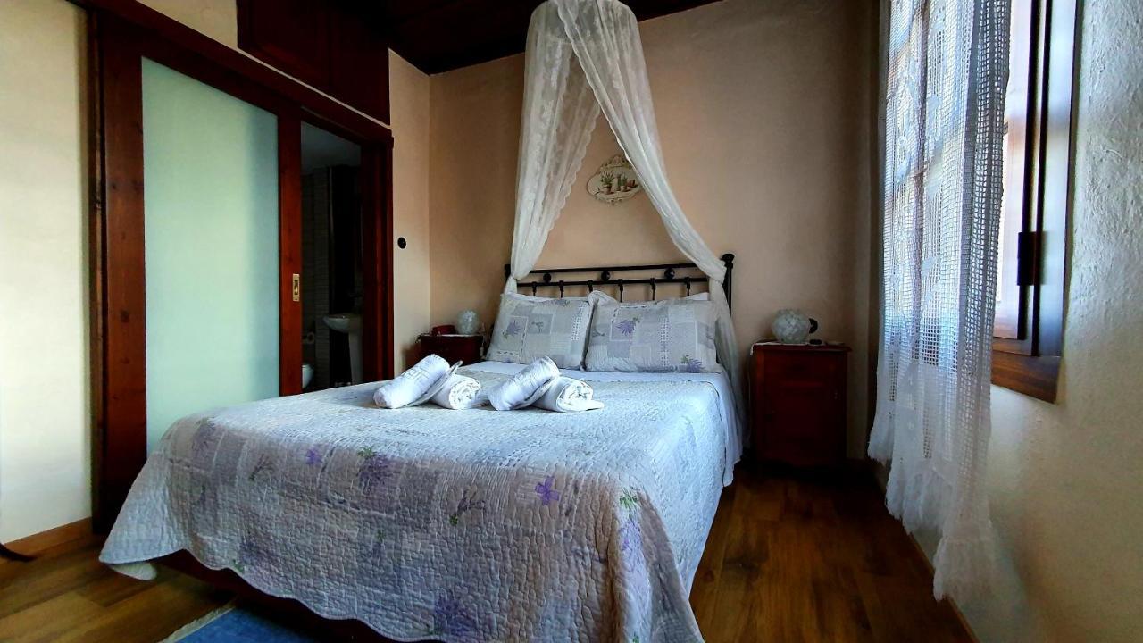 Varosi Guesthouse Edessa Bagian luar foto