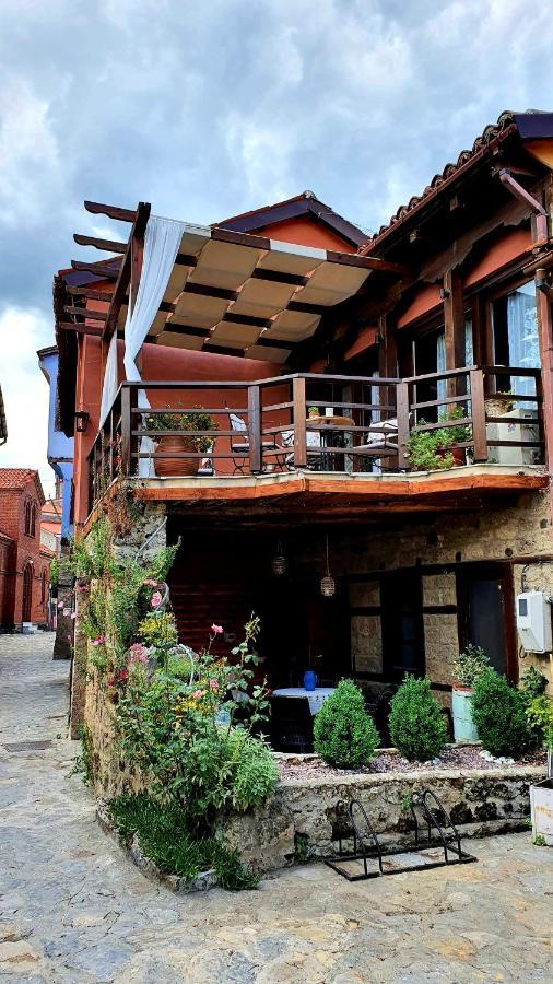 Varosi Guesthouse Edessa Bagian luar foto